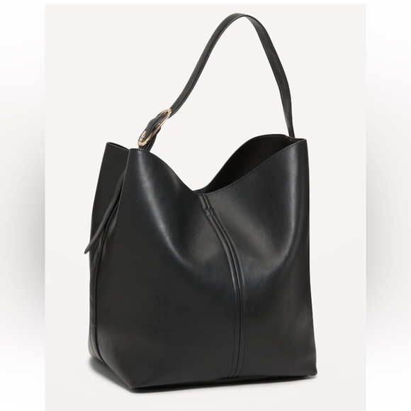 Old Navy Handbags - Old Navy Large Carrie Tote Bag